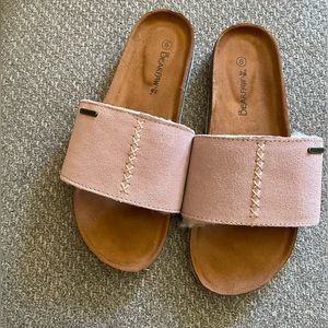 Women’s BearPaw slides